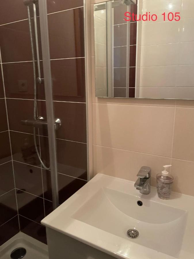 Studio A 300 M De La Gare De Mantes-La-Jolie Eksteriør billede