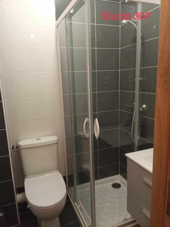 Studio A 300 M De La Gare De Mantes-La-Jolie Eksteriør billede
