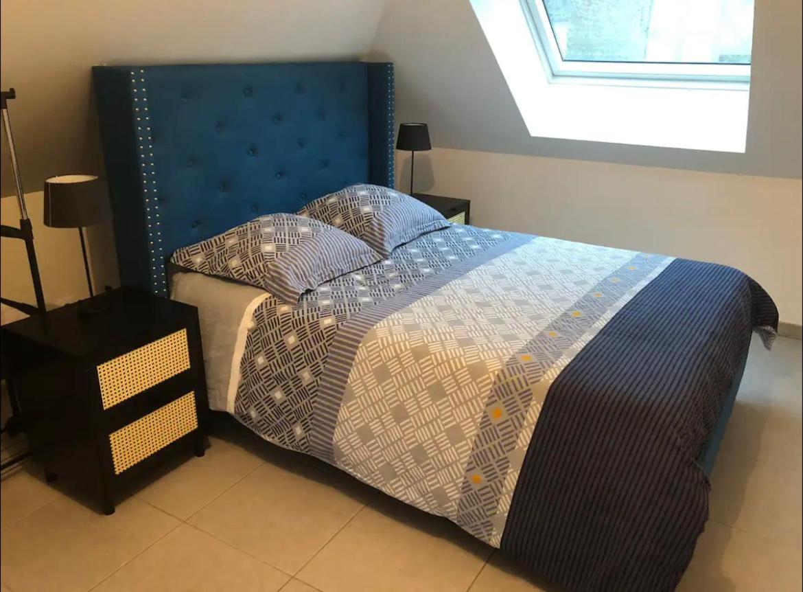 Studio A 300 M De La Gare De Mantes-La-Jolie Eksteriør billede