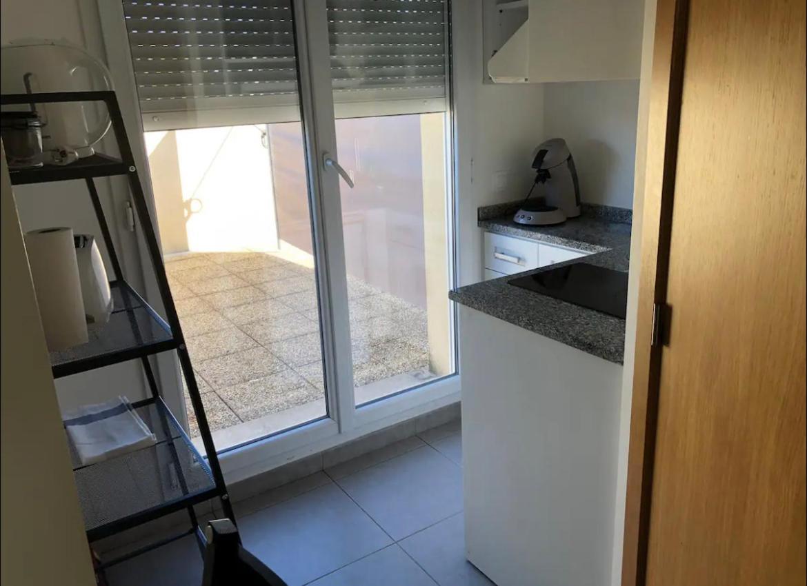 Studio A 300 M De La Gare De Mantes-La-Jolie Eksteriør billede
