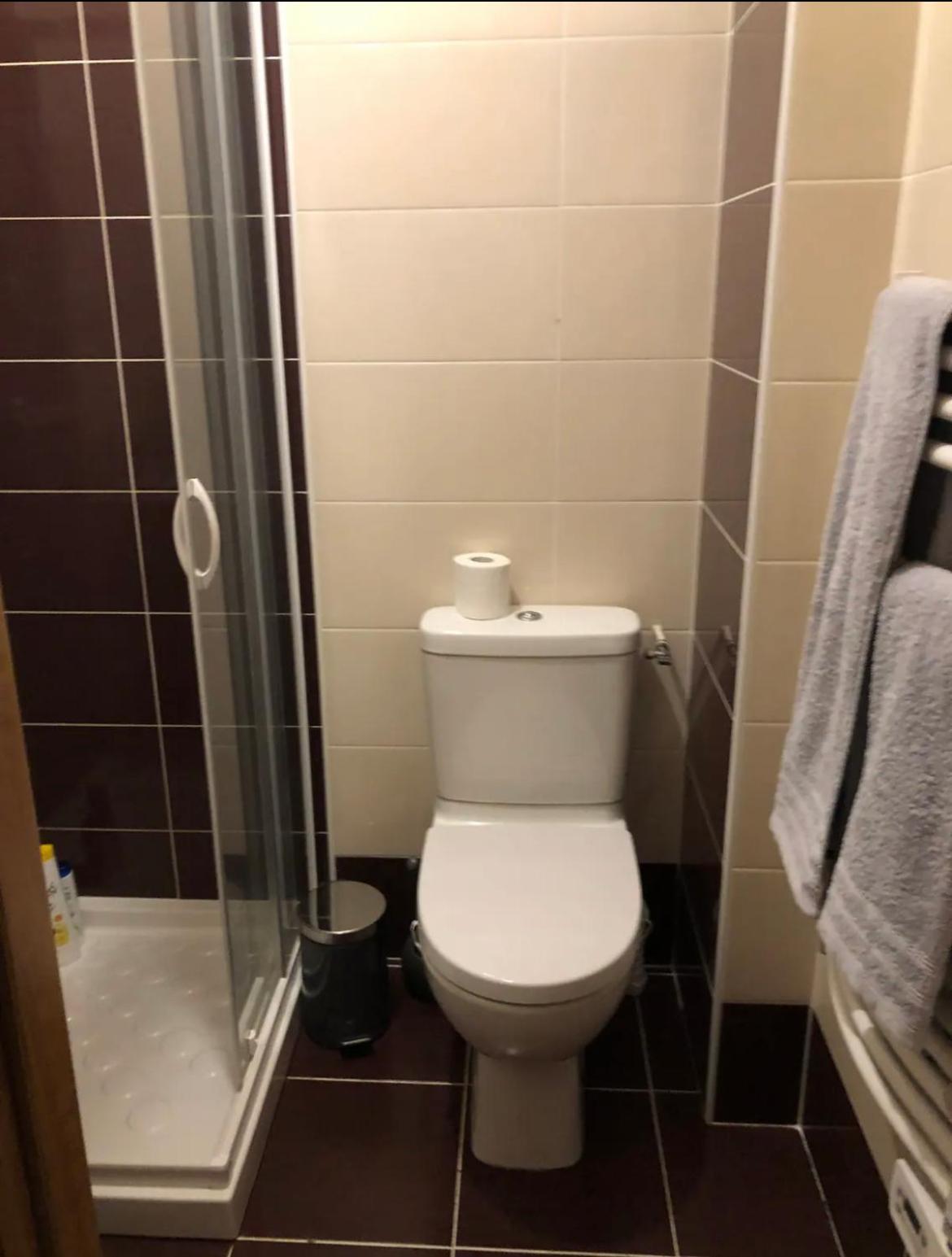 Studio A 300 M De La Gare De Mantes-La-Jolie Eksteriør billede